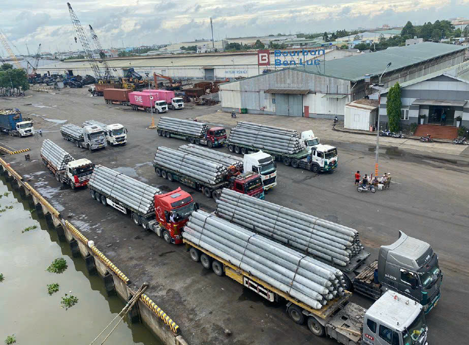 Bảng Giá Vận Chuyển Container Bằng Xe Mooc Sàn 9 dich vu van chuyen container bang xe mooc san3